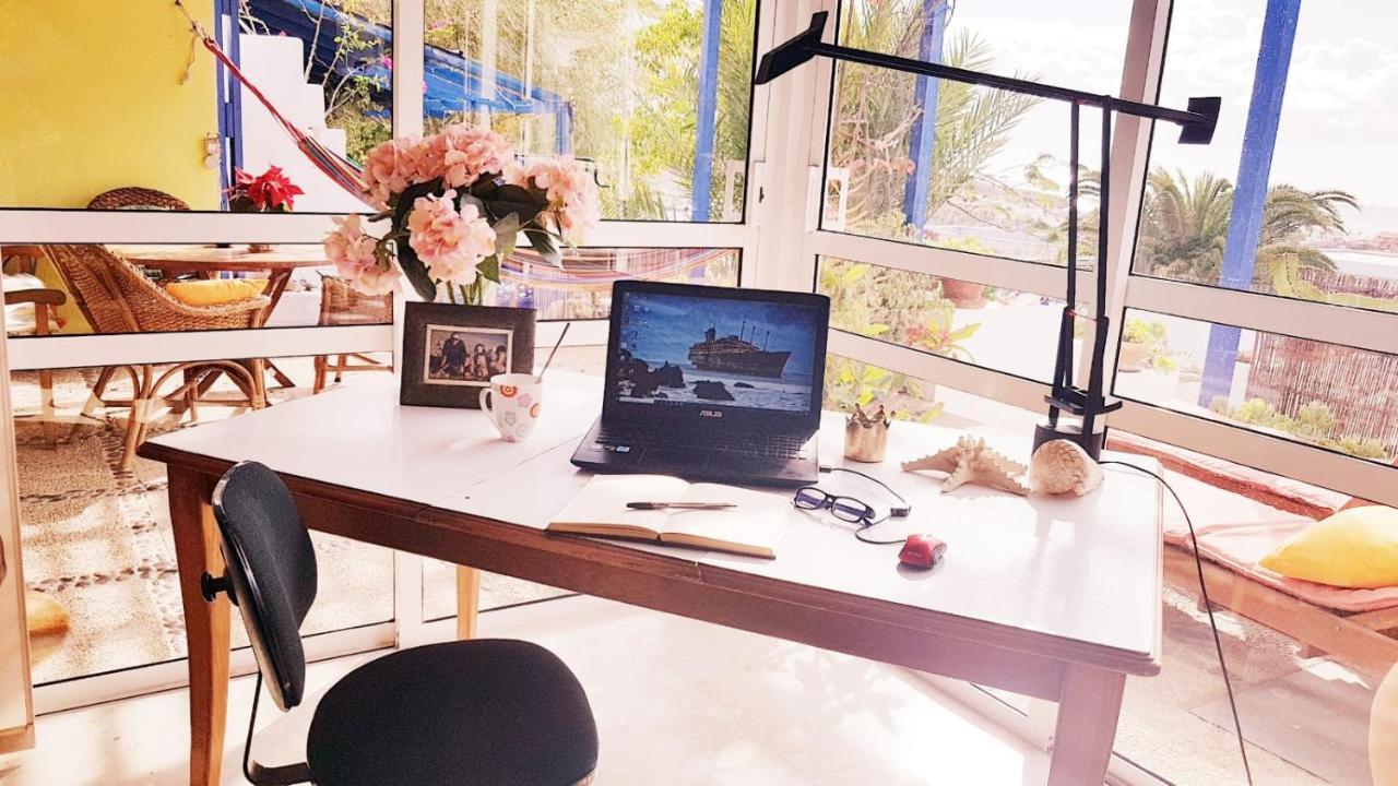 Holidays In Tarajalejo - Home Office With Sea View Экстерьер фото